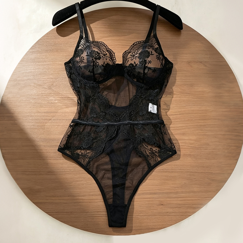 Bodysuit renda bunga untuk wan - Lace Teddy Lingerie ulasan dan harga