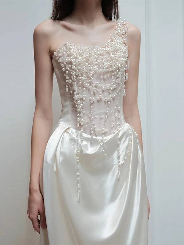 Gaun Malam Tanpa Tali Prancis  - Slip Dress Satin ulasan dan harga